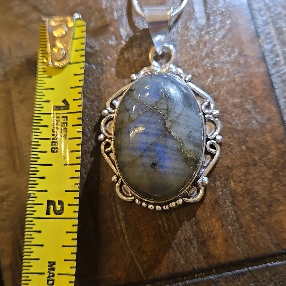 Labradorite Pendant
